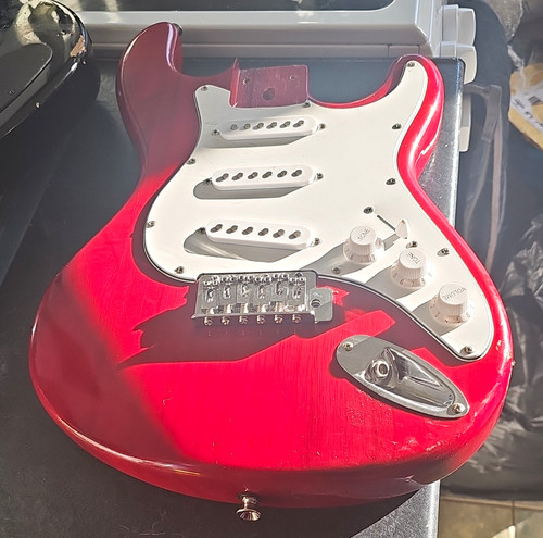 Red strat style electric - strat-style,