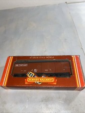 Hornby Railways OO Gauge R.234 45 Ton G.L.W. Closed Van