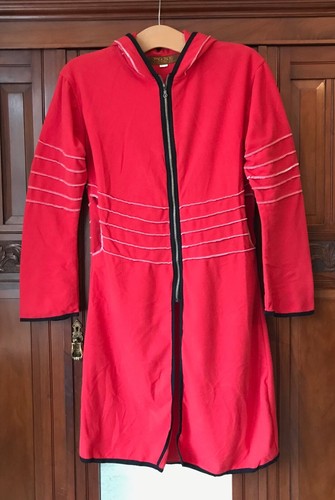 Long red psy - long,