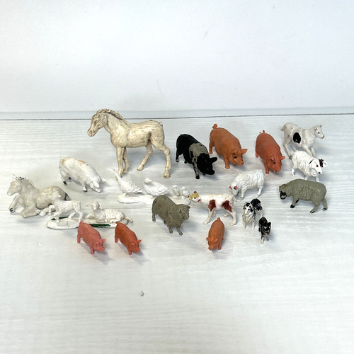 Vintage plastic animals - 19,
