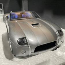 AUTOart 1/18 Ford Shelby Cobra