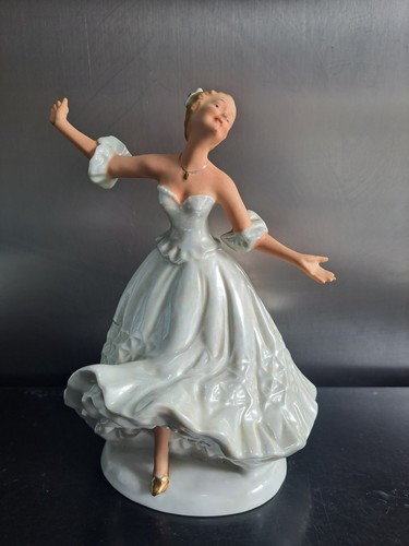 Leonardo collection dancer - collection,