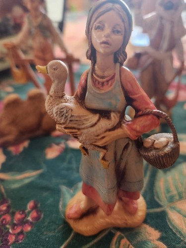 Fontanini scale resin - 5",
