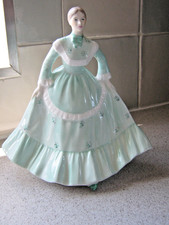 COALPORT Figurine - Ladies of