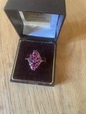 18CT GOLD RUBY CLUSTER