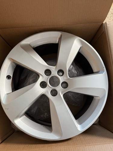 Genuine jaguar alloy wheels - jaguar,