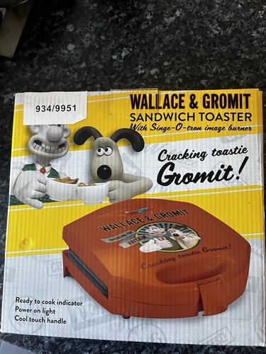 Wallace gromit toastie - wallace, maker