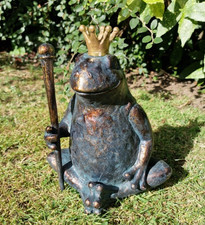 Bronze Style Frog Prince King