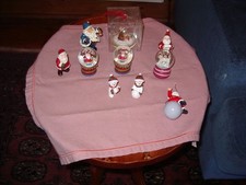 MIXTURE COLLECTABLE SANTA SNOW GLOBES AND SANTA  FIGURES