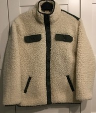 NEW (without Tag) Ladies VANS Fluffy Cream Jacket Size XS