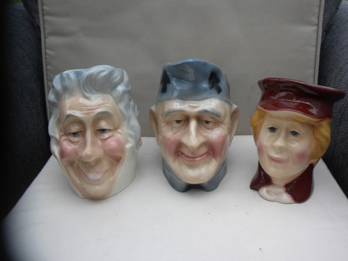 Toby character jug - /,
