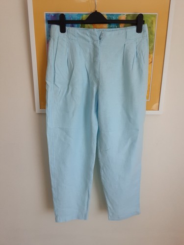 Light turquoise blue flax - light,