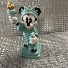 Disney Minnie Mouse Statue of