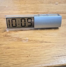 digital  travel  clock