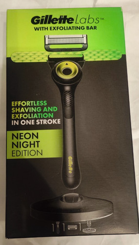 Gillette labs razor stand - razor,