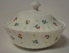 Wedgwood Cascade - Small