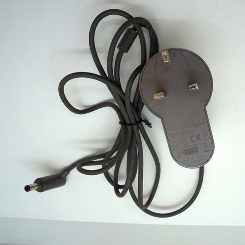Genuine dyson charger for v6 - genuine,