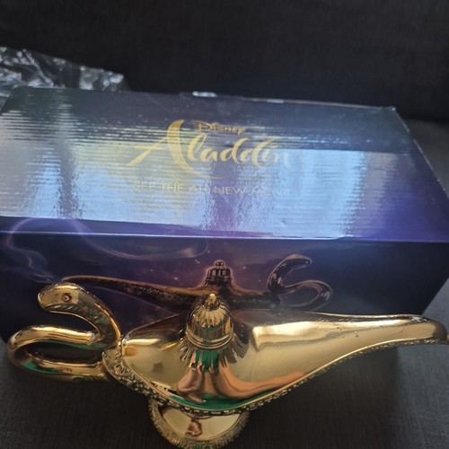 Disney store aladdin limited - disney,