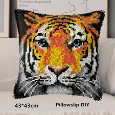 Tiger Pillowslip DIY Set Latch
