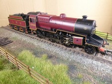 Bachmann 00 Gauge LMS 5MT Crab  Steam Loco/Tender 2-6-0 no 13098 LMS Maroon