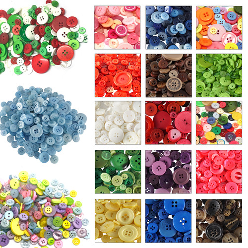 Mixed plastic buttons small - mixed,