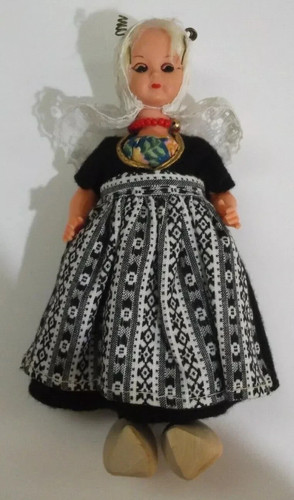 Vintage dutch doll - vintage,