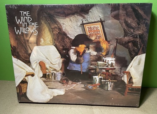 Vintage 1980s wind the - wind,
