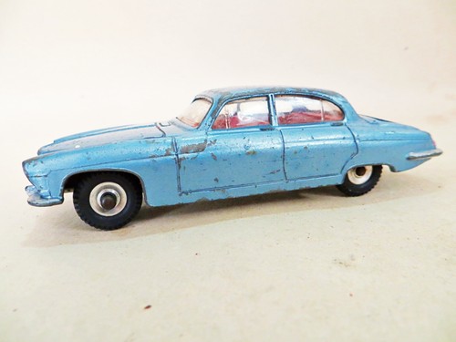 Dinky 142 jaguar mark - jaguar, x.