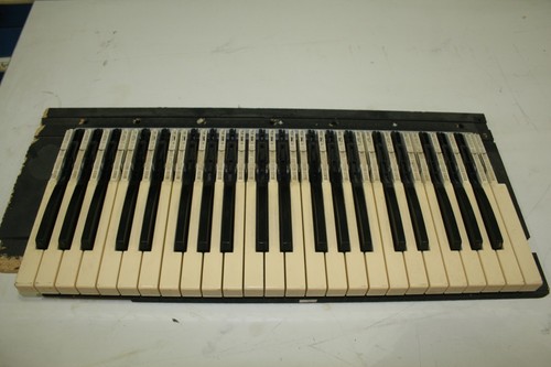 Vintage electric organ key set - vintage,