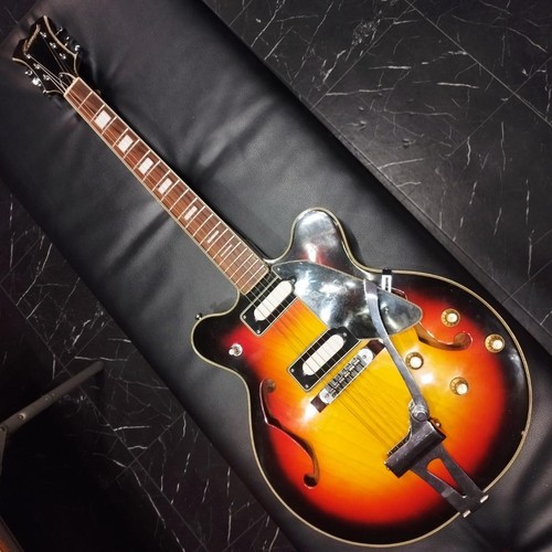 Conrad electric guitar 1960 - conrad,