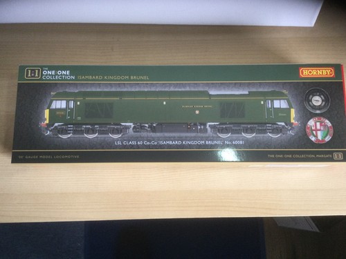 Hornby r30373 class - hornby,