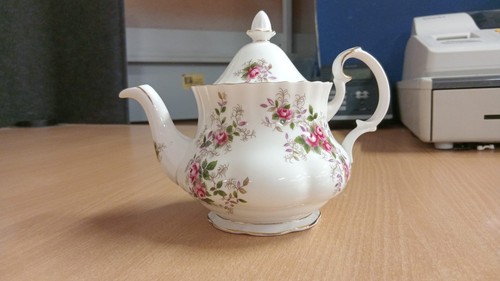 Royal albert bone china - bone,