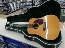MARTIN Acoustic Guitar D-28