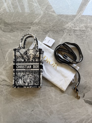 Authentic dior mini white - authentic, &