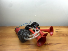 VINTAGE TRI / QUAD NOTE AIR HORN CAR VAN TRUCK 12V RETRO NOVELTY