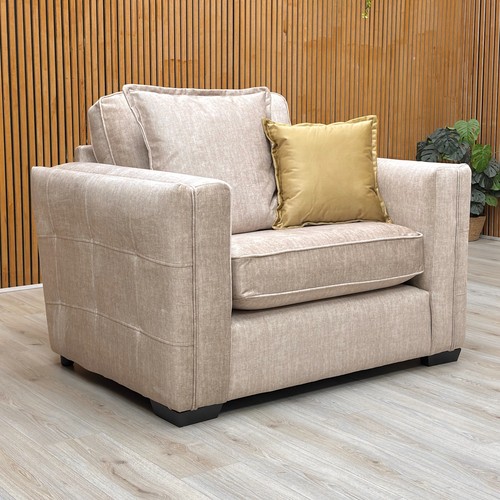 Chelsea snuggler chair beige - 'chelsea',