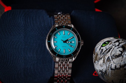 Doxa sub 200 turquoise - 200, dial
