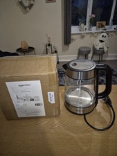 Amazon Basics Electric Glass Kettle, 1.7 Litres, Black, Silver