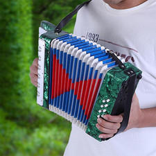 17 Key 8 Bass Piano Accordion