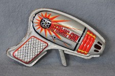 Vintage 1960s Japan Tin Toy Atomic Gun Friction Robot Space Ray Gun Tinplate