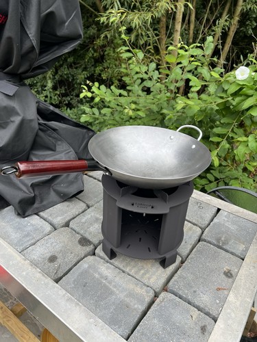 Wok pan solid fuel - solid, stove