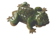 Art Deco French Brooch Carved Green Bakelite Frog Dress Clip