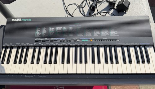 Yamaha psr19 keyboard and - yamaha,