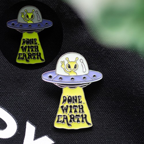 Glow the dark - in, enamel