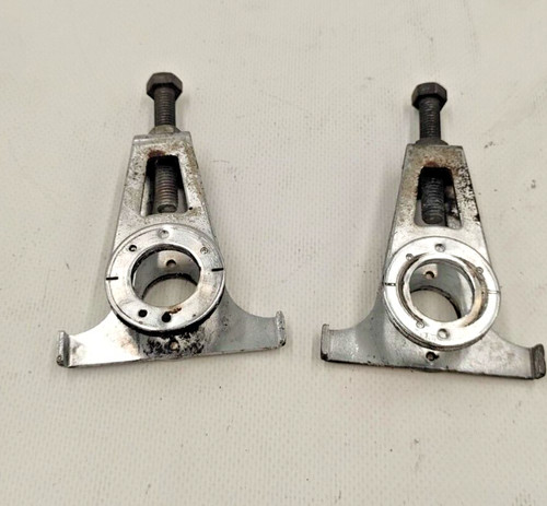 Pair chain curtain registers - pair,