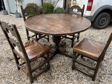 Oak Table 4 Leather Chairs