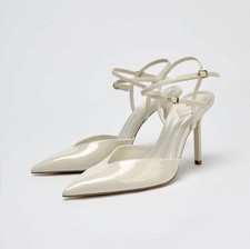 BNWB BEAUTIFUL SLINGBACK