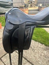 dressage saddle 17.5" medium wide black crown saddlers walsall