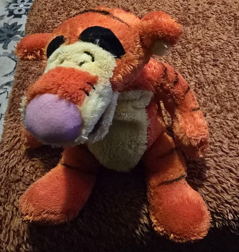 Disney store london - disney, tigger
