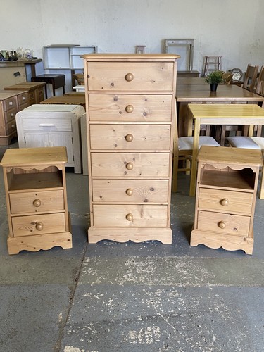 Beautiful solid pine tallboy - beautiful,